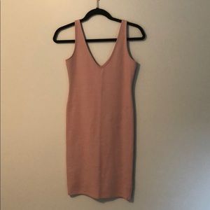 Forever 21 mini body  con dress